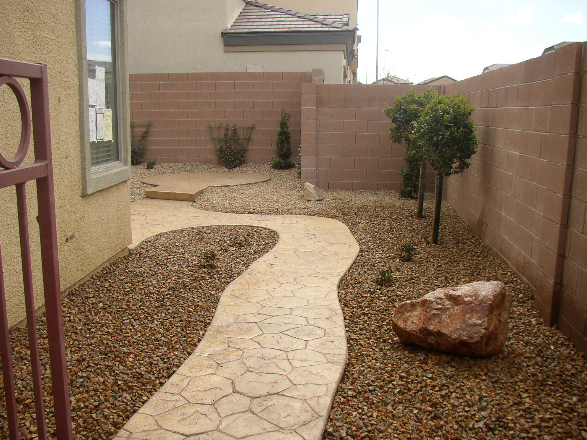 Ultra modern backyard